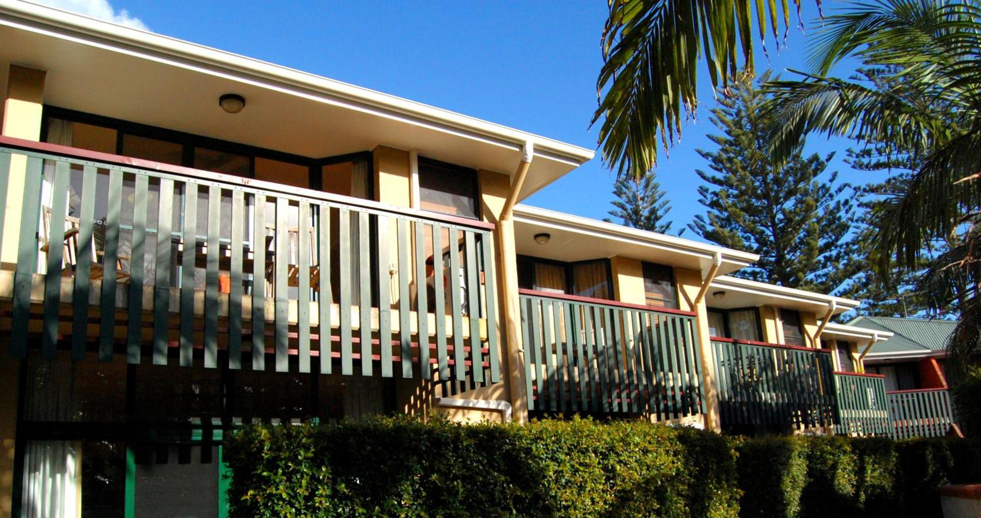 The Crest Byron Bay Aparthotel Bagian luar foto